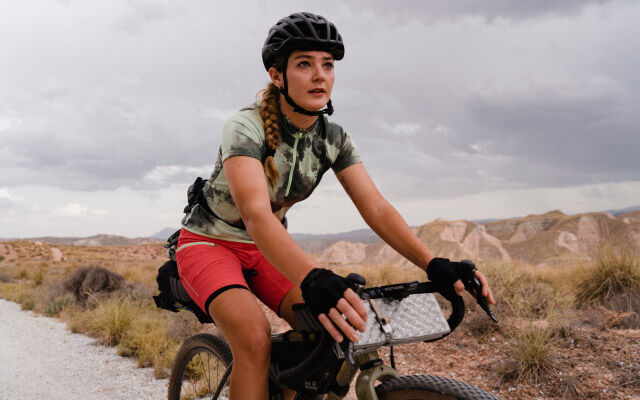 Frauen Biking beyond