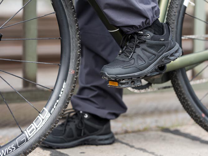 Mood image Biking in the City Outfit Men
