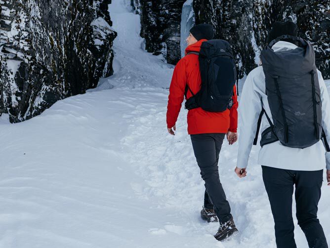 Mood image WINTER HIKING OUTFIT MEN