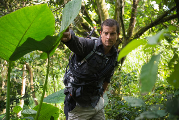 Aktionsbild 2 Bear Grylls